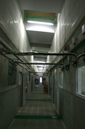 6-1-filtered air enters central corridor